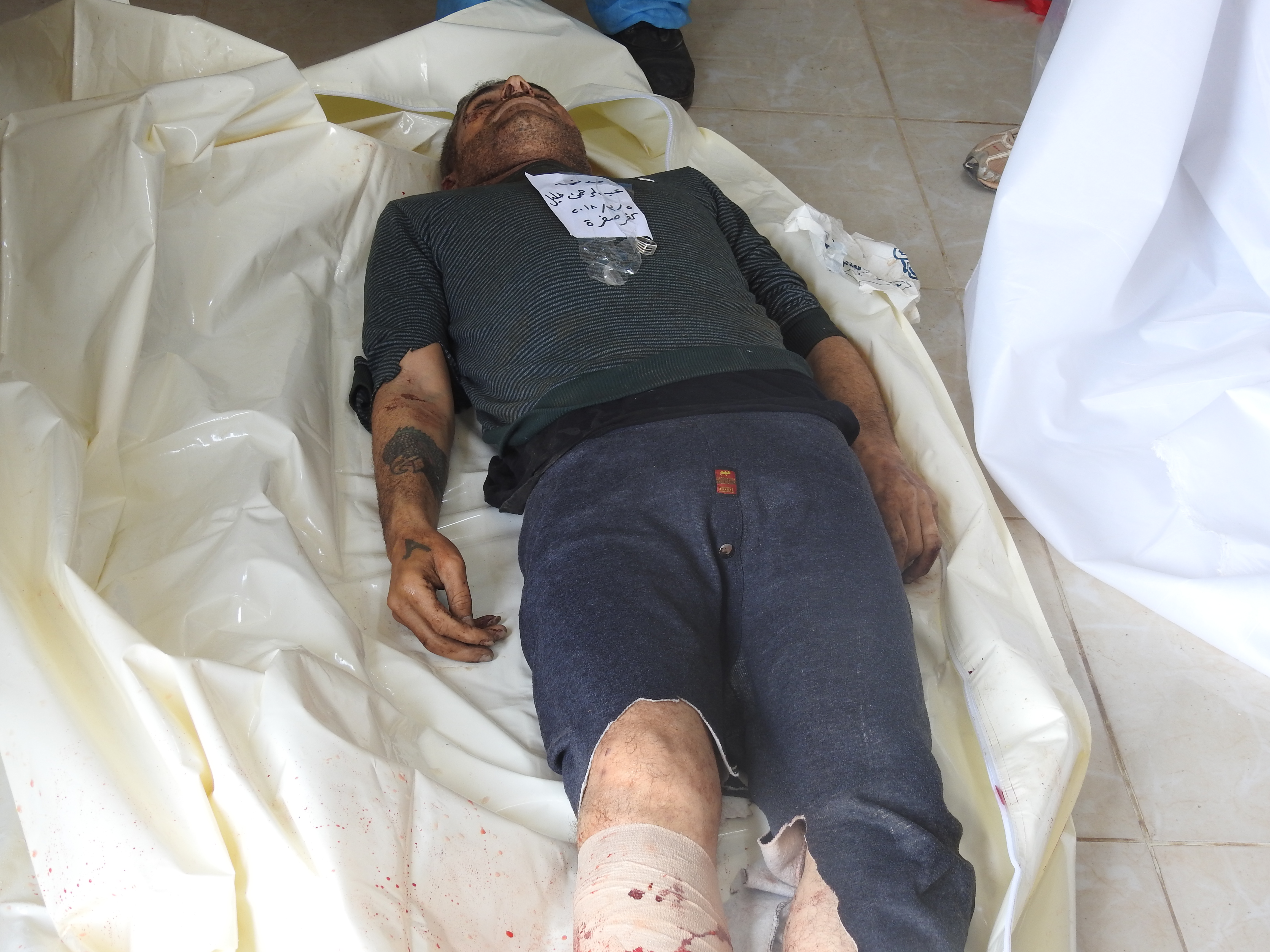 Efrîn di bin agir de ye: 13 şehîd û bi dehan birîndar 